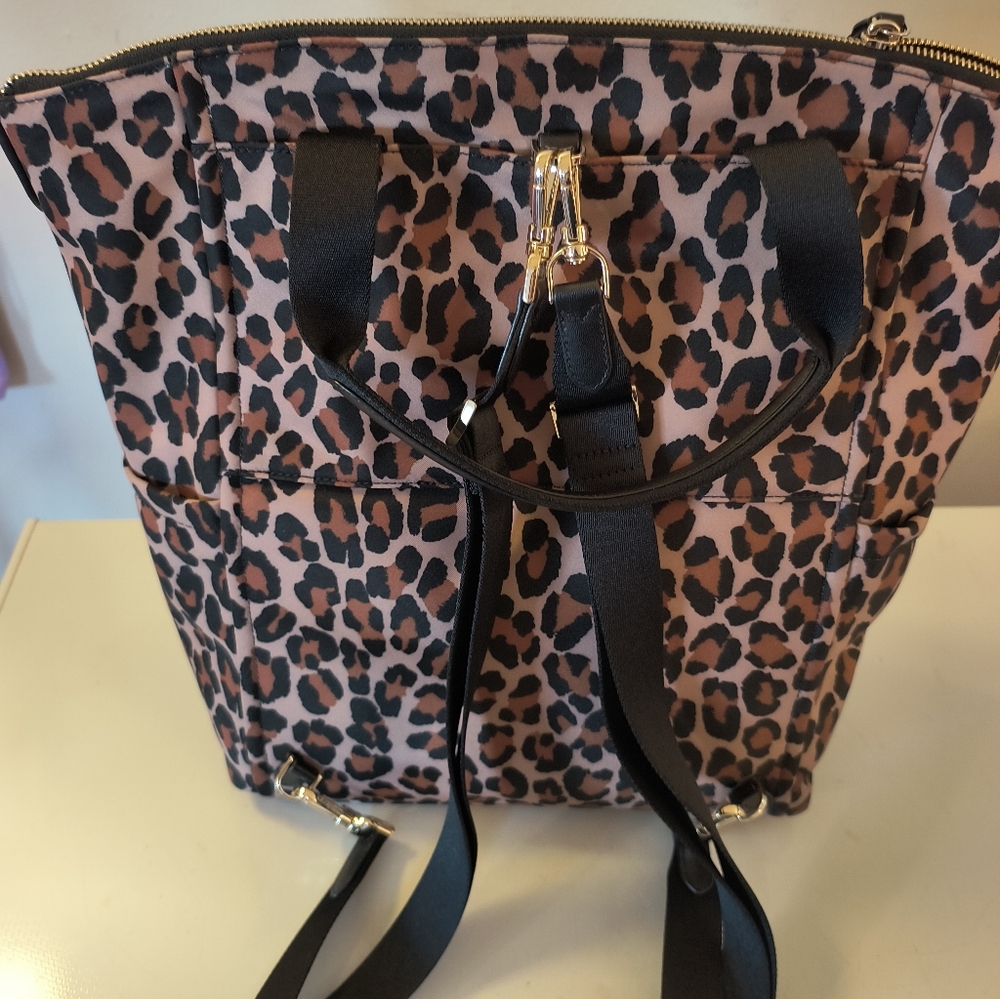 Kate Spade Chelsea Leopard Large Convertible Backpack KI375 New Tags Detached - Picture 8 of 8